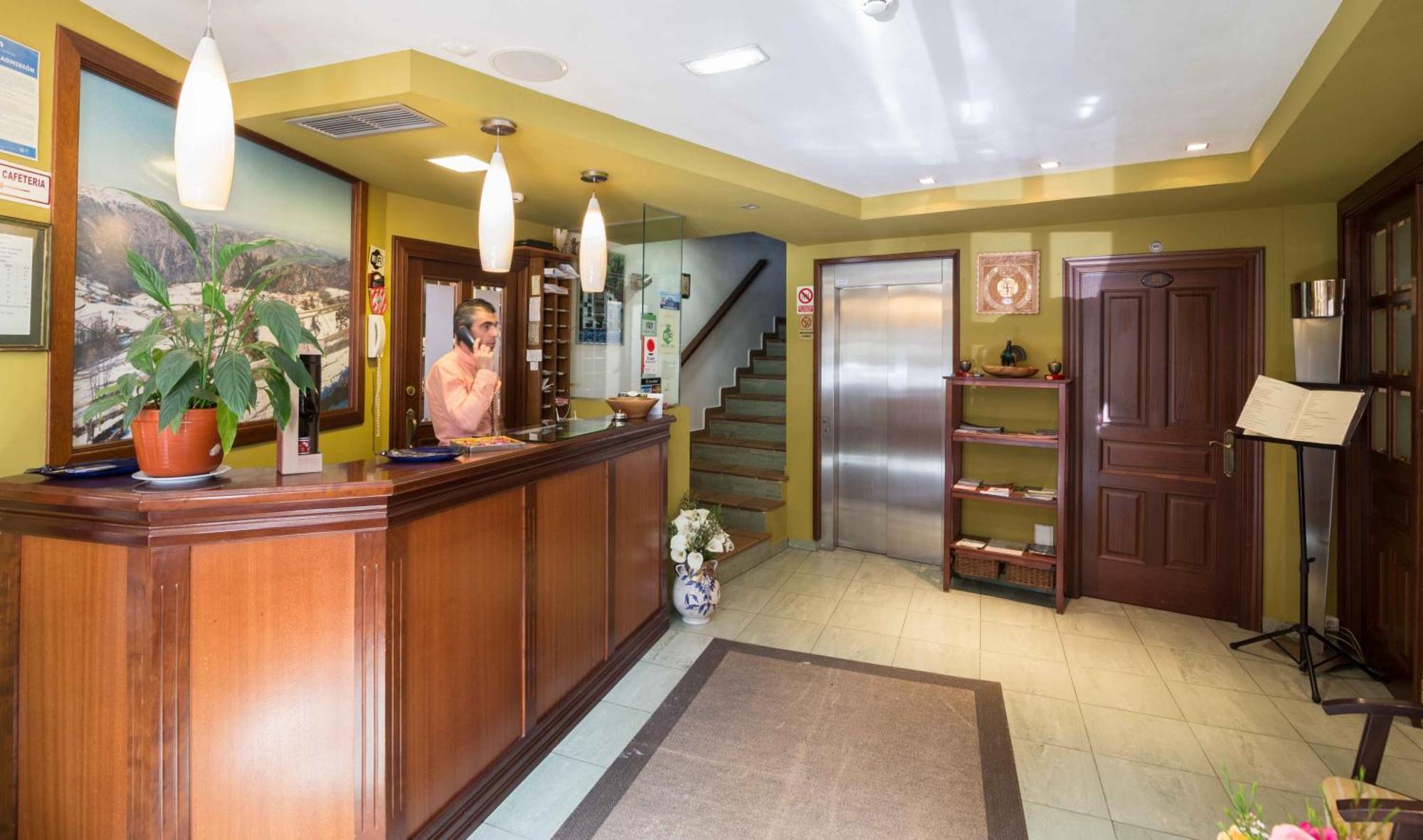 Gran Hotel Rural Cela Бельмонте-де-Миранда Экстерьер фото