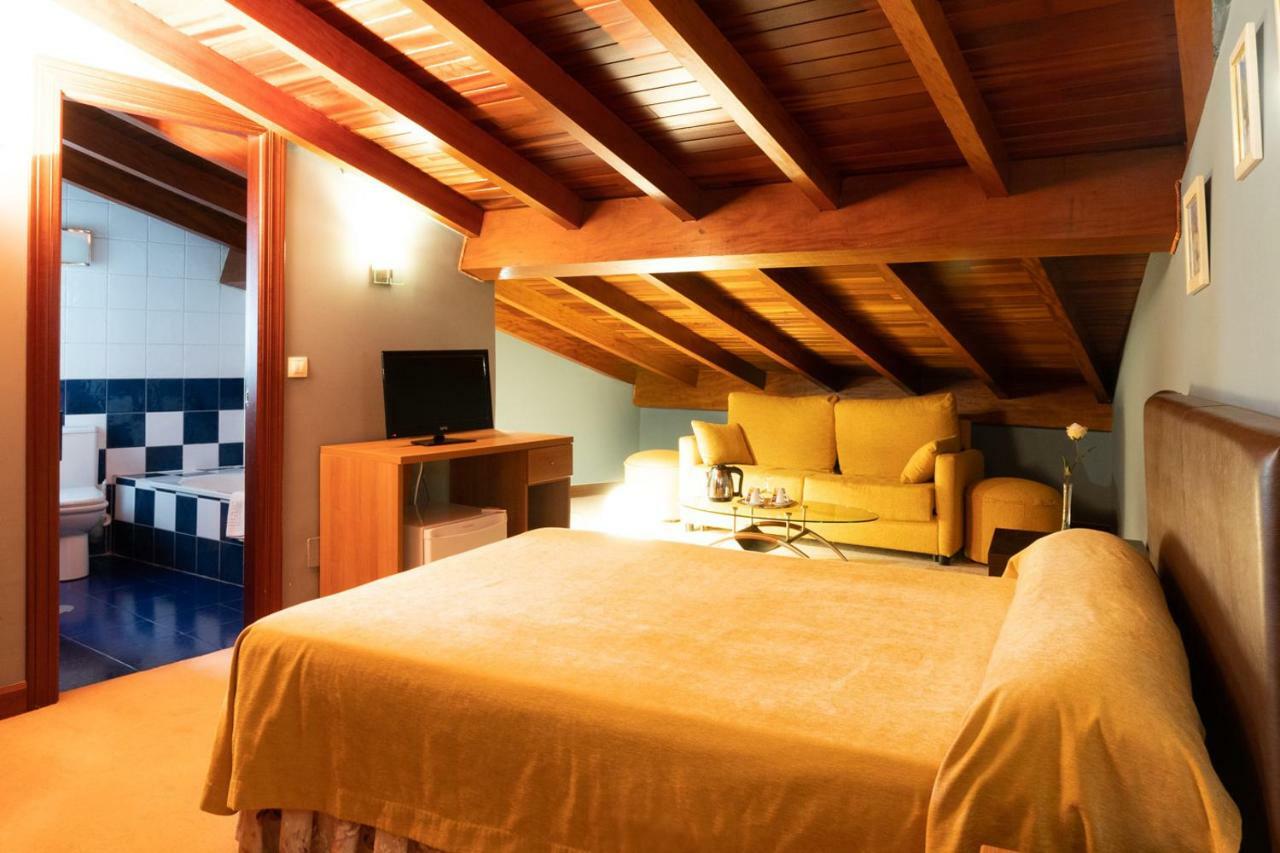 Gran Hotel Rural Cela Бельмонте-де-Миранда Экстерьер фото